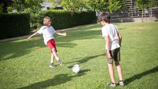 How to Get Better at Football: 9 Expert Tips and Tricks