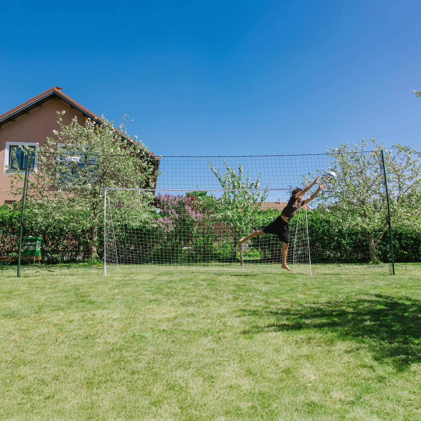 3-in-1 Fußballtor Trainer & Rebounder